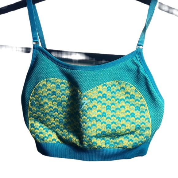 Gymshark Seamless strap yoga athletic lightweight padded stretch sport bra XS - Picture 2 of 3